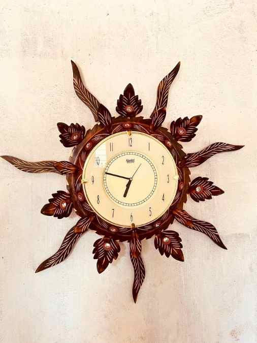Handcrafted Wooden Leaf Design Wall Clock
